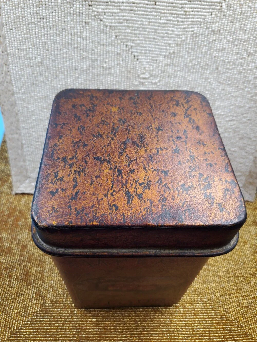 Decorative kitchen canister rustic styled with advertising imagery (C36)